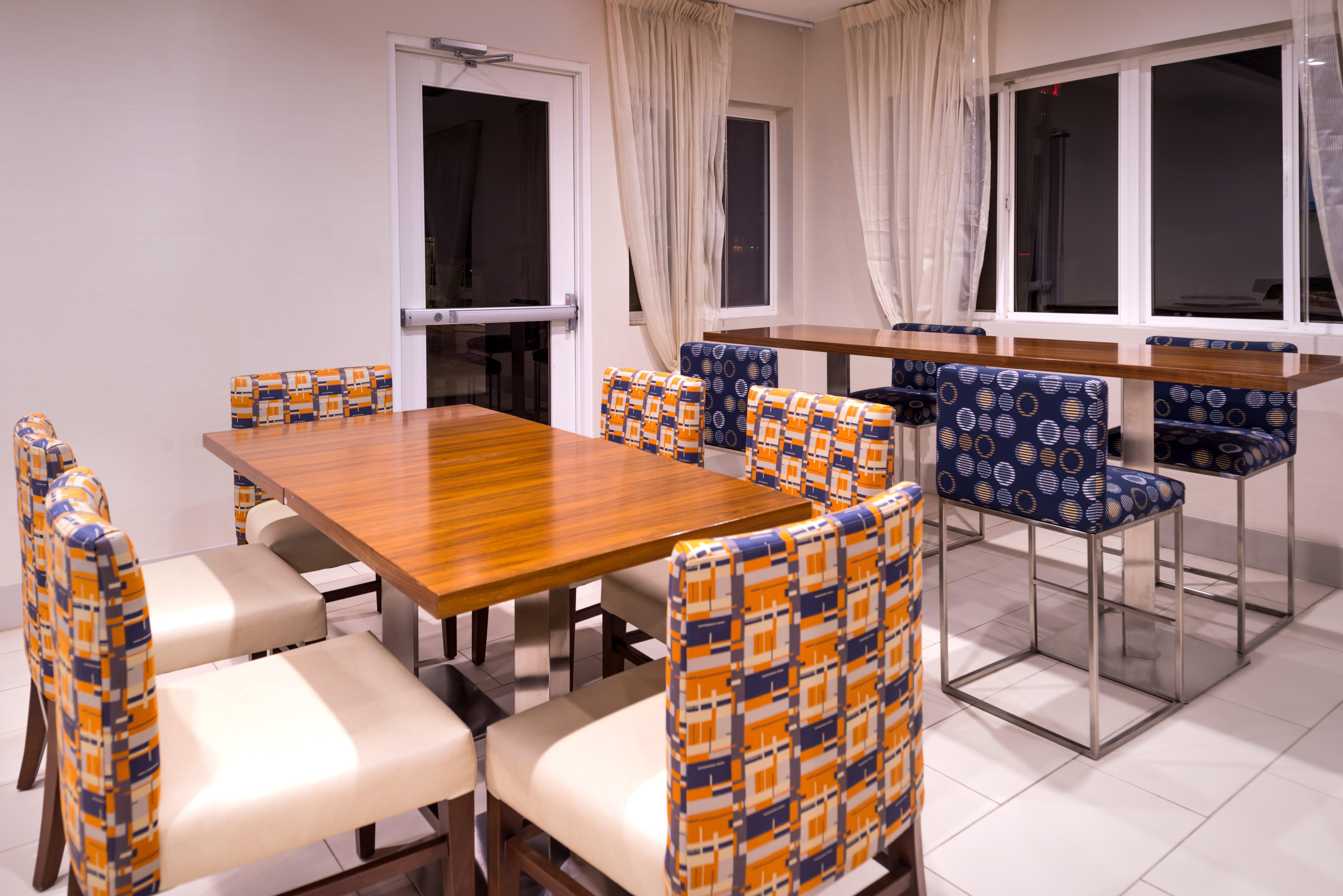 Holiday Inn Express & Suites Alamogordo Highway 54/70 By Ihg Ngoại thất bức ảnh